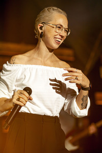Konzert von Stefanie Heinzmann in Dresden