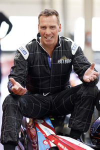 Charity-Kartrennen in Köln