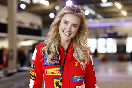 Charity-Kartrennen in Köln