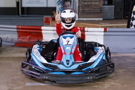 Charity-Kartrennen in Köln