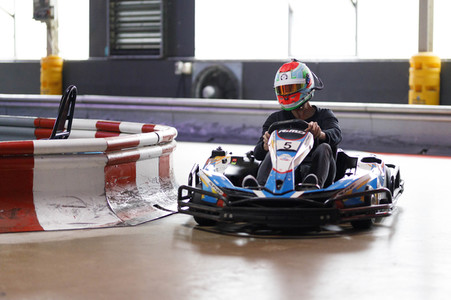 Charity-Kartrennen in Köln