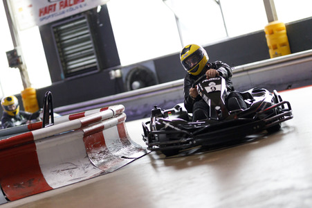 Charity-Kartrennen in Köln