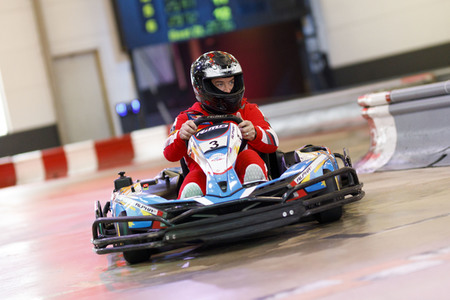 Charity-Kartrennen in Köln