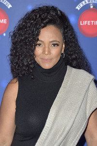 Eröffnung der 'Say Santa Photo Experience' in Glendale