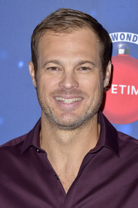 Eröffnung der 'Say Santa Photo Experience' in Glendale