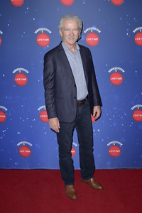 Eröffnung der 'Say Santa Photo Experience' in Glendale