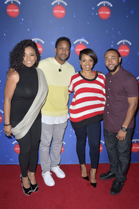 Eröffnung der 'Say Santa Photo Experience' in Glendale