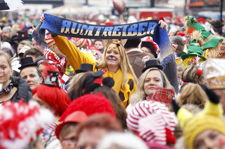 Karnevalsauftakt 2019 in Köln