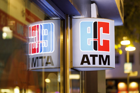 Symbolfoto Geldautomat