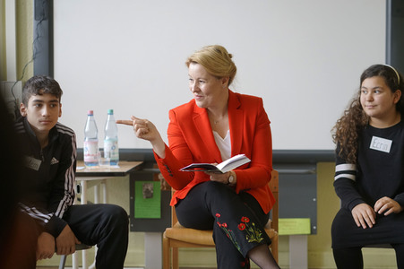 Lesestunde mit Bundesfamilienministerin Franziska Giffey in Berlin