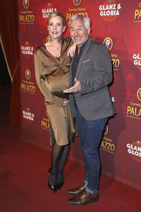 Premiere von Cornelia Polettos Palazzo in Hamburg