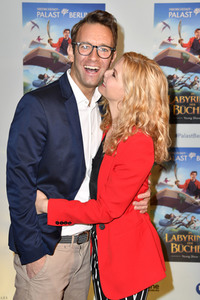 Theaterpremiere 'Im Labyrinth der Bücher' in Berlin