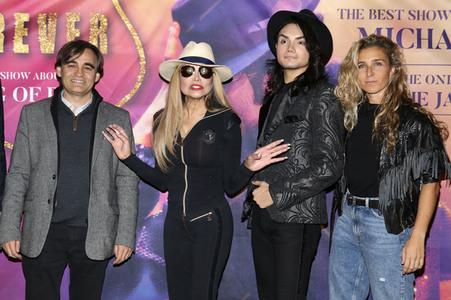 Pressekonferenz 'Forever - King Of Pop' in Berlin