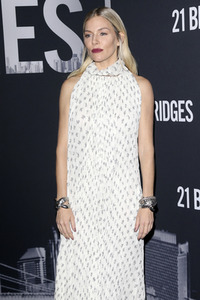 Filmpremiere '21 Bridges' in New York