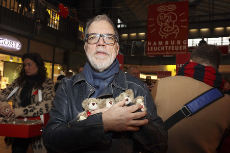 Leuchtfeuer-Teddy-Aktion 2019 in Hamburg