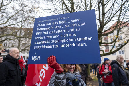 'Bunt statt braun' Demo in Hannover