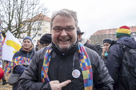 'Bunt statt braun' Demo in Hannover