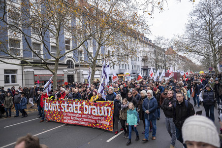 'Bunt statt braun' Demo in Hannover