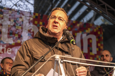 'Bunt statt braun' Demo in Hannover