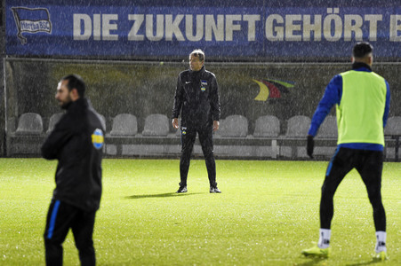 Jürgen Klinsmann beim Hertha BSC Training in Berlin