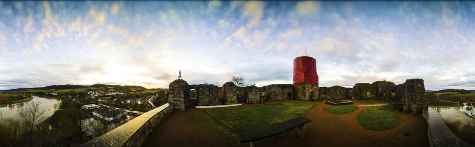 Die größte Adventskerze Norddeutschlands in Polle