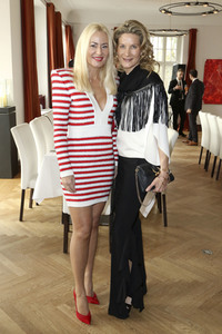 Christmas Ladies Lunch in Hamburg