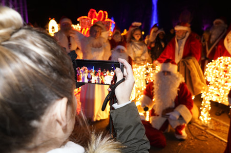 Weihnachtsmannvollversammlung der Berliner Weihnachtsmannzentrale im Tierpark Berlin