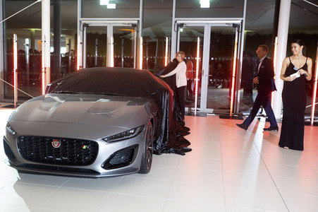 Weltpremiere des Jaguar F-Type in München