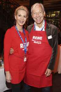 Charity-Weihnachtsfeier für Obdachlose in Hamburg