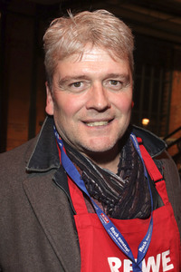 Charity-Weihnachtsfeier für Obdachlose in Hamburg