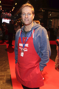 Charity-Weihnachtsfeier für Obdachlose in Hamburg