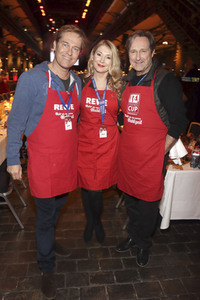 Charity-Weihnachtsfeier für Obdachlose in Hamburg