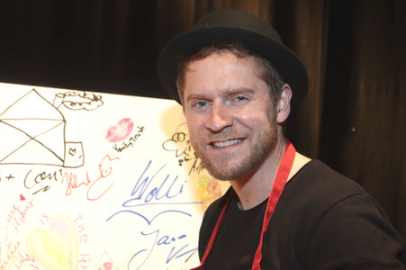 Charity-Weihnachtsfeier für Obdachlose in Hamburg