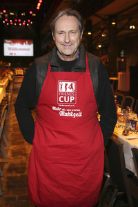 Charity-Weihnachtsfeier für Obdachlose in Hamburg