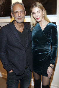 Ausstellungseröffnung 'Covered II – Famous Friends' in Hamburg