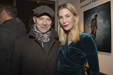 Ausstellungseröffnung 'Covered II – Famous Friends' in Hamburg