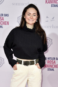 Filmpremiere 'Als Hitler das rosa Kaninchen stahl' in Berlin