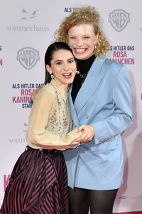 Filmpremiere 'Als Hitler das rosa Kaninchen stahl' in Berlin