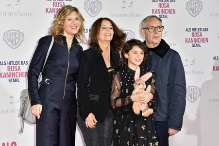 Filmpremiere 'Als Hitler das rosa Kaninchen stahl' in Berlin