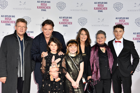 Filmpremiere 'Als Hitler das rosa Kaninchen stahl' in Berlin