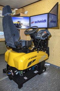 Präsentation des Winter-Fuhrparks des Flughafens Köln Bonn