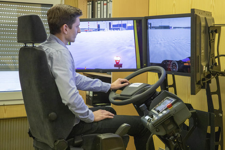 Präsentation des Winter-Fuhrparks des Flughafens Köln Bonn