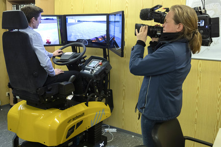 Präsentation des Winter-Fuhrparks des Flughafens Köln Bonn