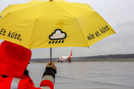 Präsentation des Winter-Fuhrparks des Flughafens Köln Bonn