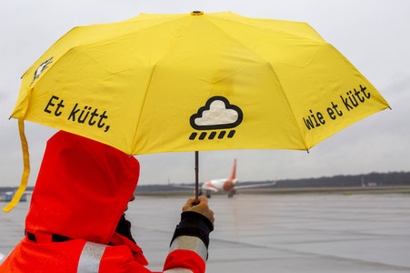 Präsentation des Winter-Fuhrparks des Flughafens Köln Bonn
