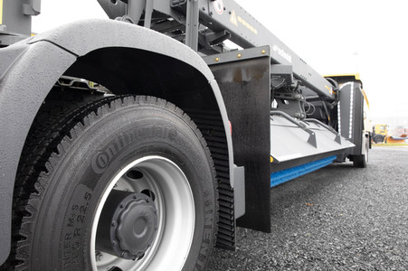 Präsentation des Winter-Fuhrparks des Flughafens Köln Bonn