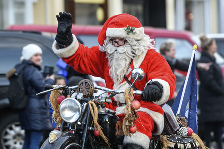 22. Berlin-Christmas-Biketour durch Berlin