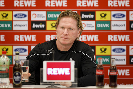 Pressekonferenz des 1. FC Köln in Köln