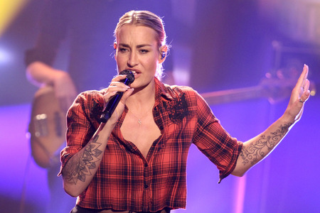 TV-Show 'Menschen 2019' in Hamburg