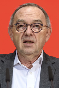 Prssekonferenz der SPD-Vorsiztenden in Berlin